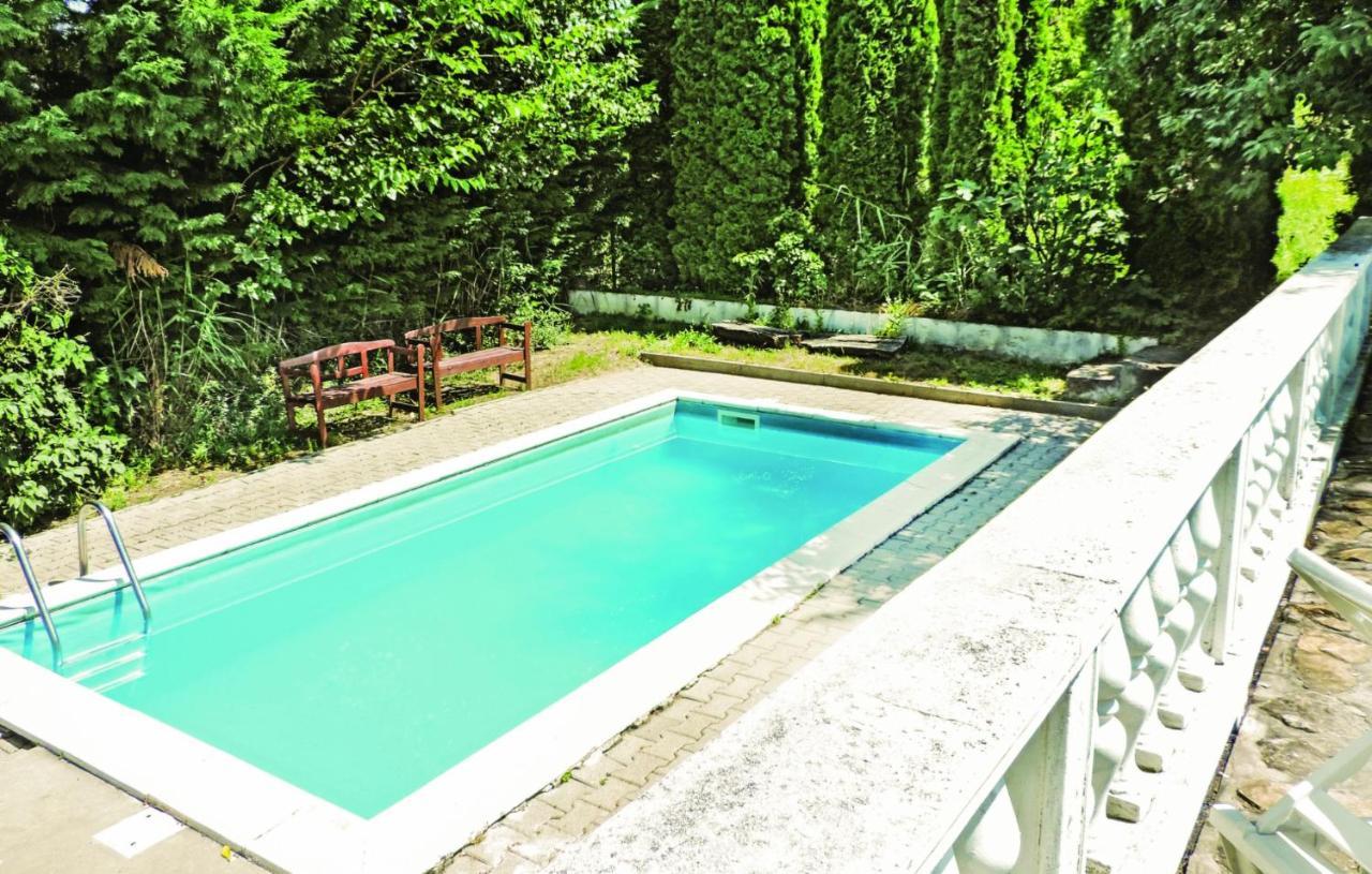 Landhaus Toereki Mit Pool Siofok Dış mekan fotoğraf